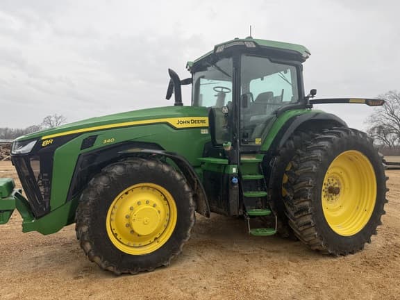 Image of John Deere 8R 340 equipment image 4