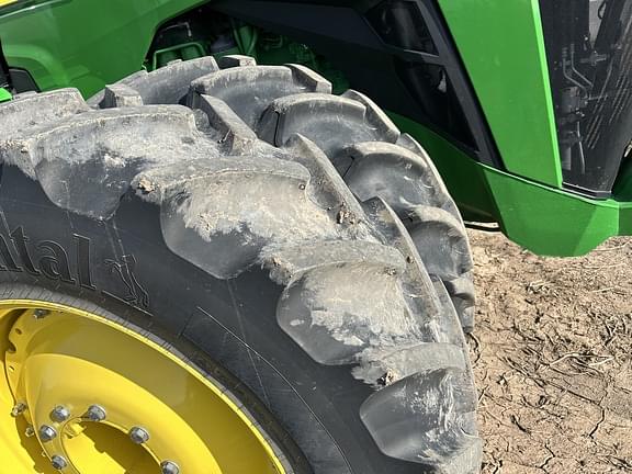 Image of John Deere 8R 340 Primary image