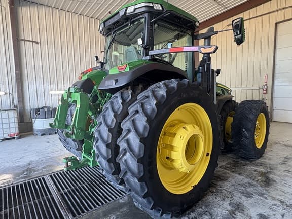 Image of John Deere 8R 340 equipment image 4