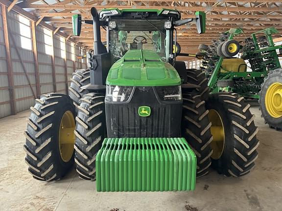 Image of John Deere 8R 340 equipment image 4