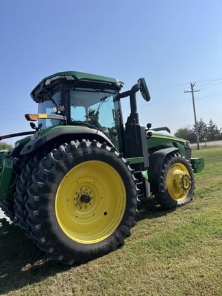 Image of John Deere 8R 340 equipment image 3