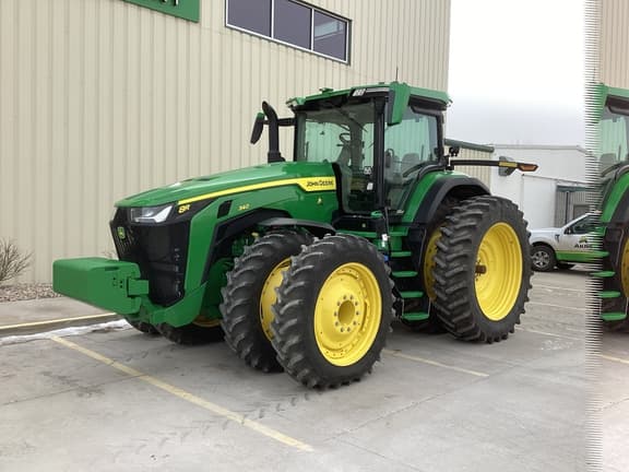 Image of John Deere 8R 340 equipment image 2