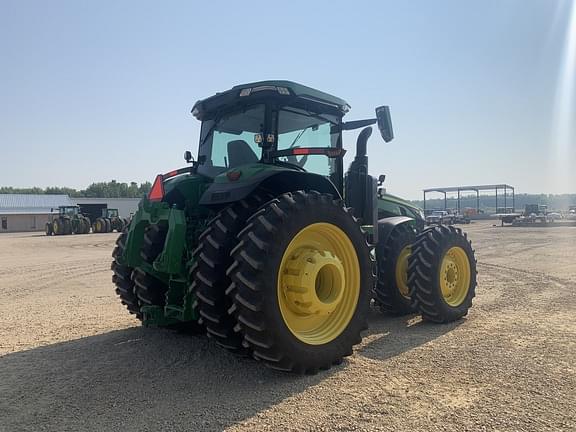 Image of John Deere 8R 340 equipment image 3