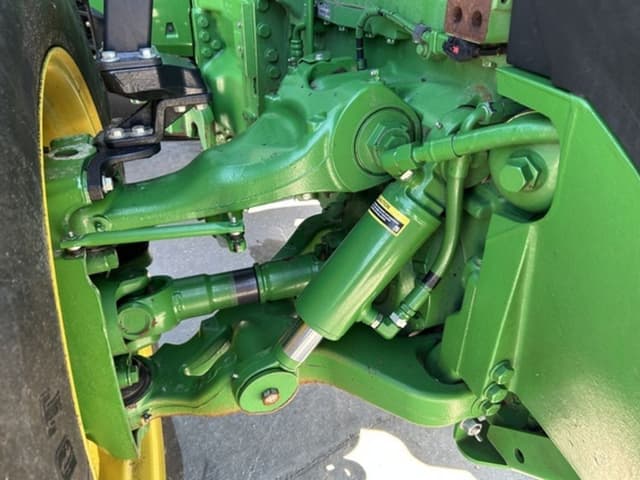 Image of John Deere 8R 340 equipment image 3