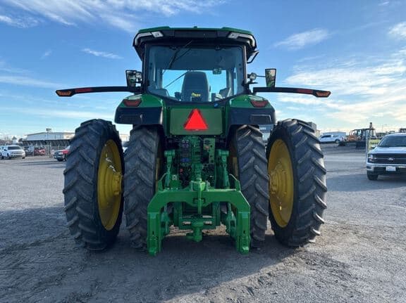 Image of John Deere 8R 340 equipment image 3