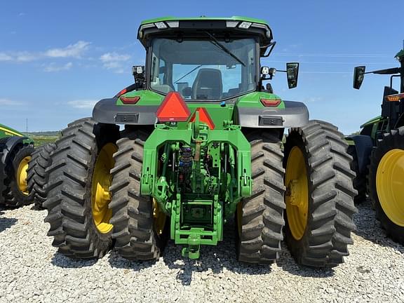 Image of John Deere 8R 340 equipment image 4