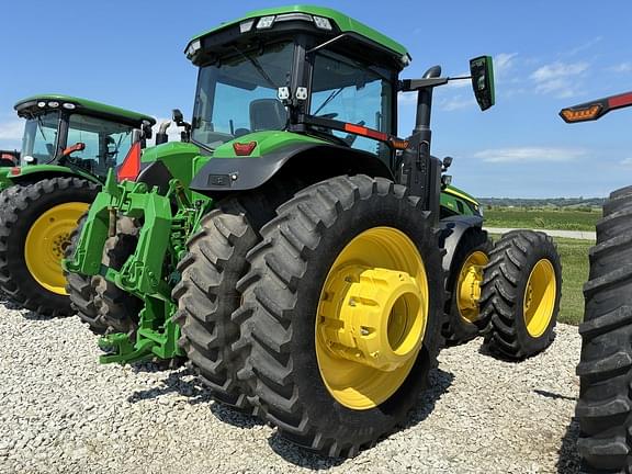 Image of John Deere 8R 340 equipment image 3