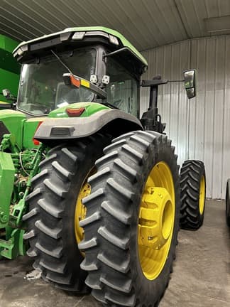 Image of John Deere 8R 340 equipment image 2
