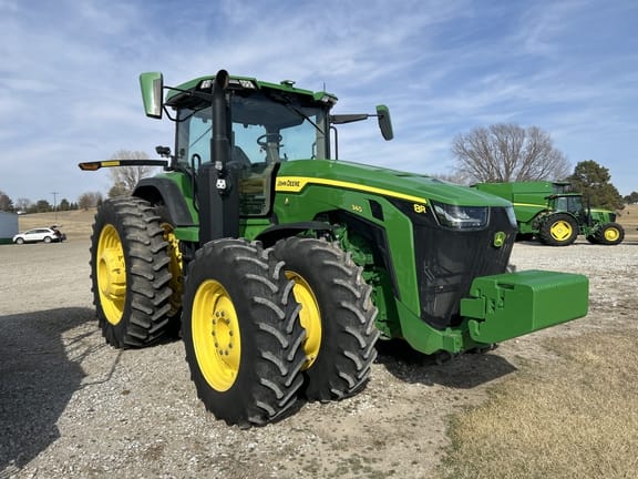 2022 John Deere 8R 340 Equipment Image0