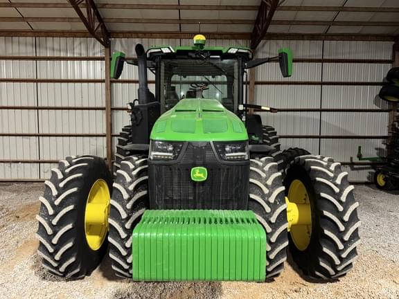 Image of John Deere 8R 340 equipment image 2