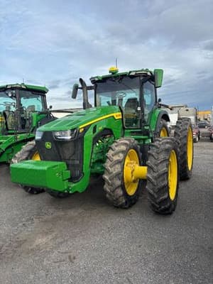 2022 John Deere 8R 340 Image