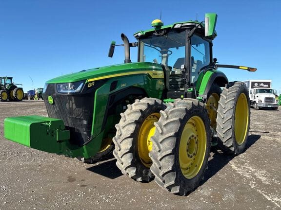 2022 John Deere 8R 340 Equipment Image0