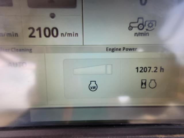 Image of John Deere 8R 340 equipment image 4