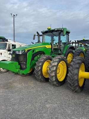 2022 John Deere 8R 340 Image