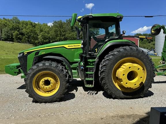 Image of John Deere 8R 340 equipment image 1