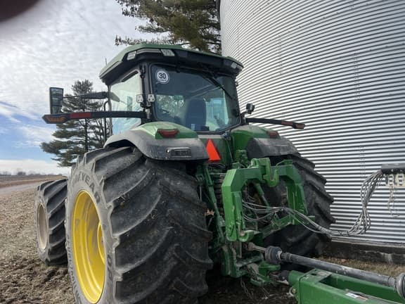 Image of John Deere 8R 340 equipment image 2