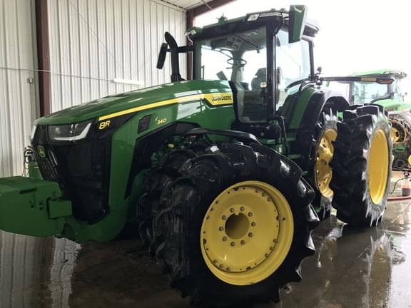 2022 John Deere 8R 340 Equipment Image0