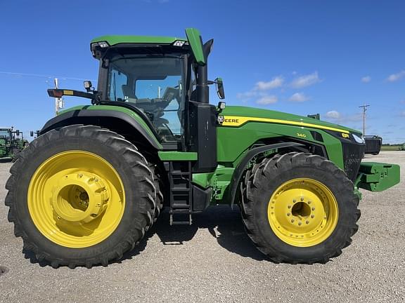 Image of John Deere 8R 340 equipment image 3