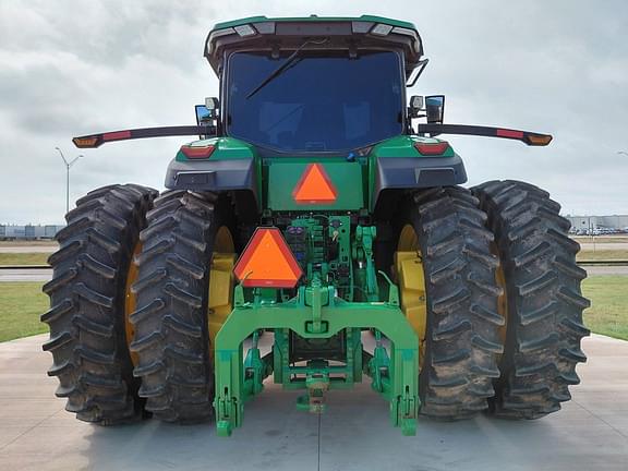 Image of John Deere 8R 340 equipment image 3