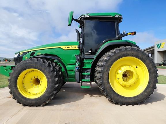 Image of John Deere 8R 340 equipment image 1