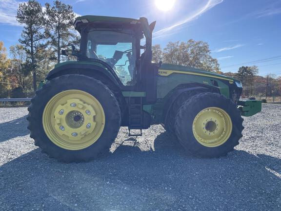 Image of John Deere 8R 340 equipment image 1