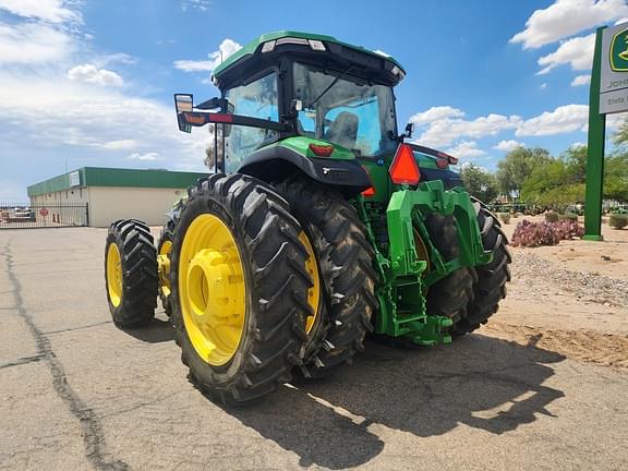 Image of John Deere 8R 340 equipment image 2