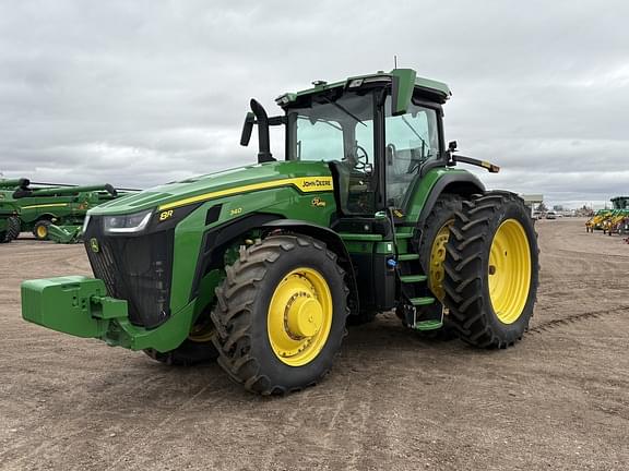 Image of John Deere 8R 340 Primary image