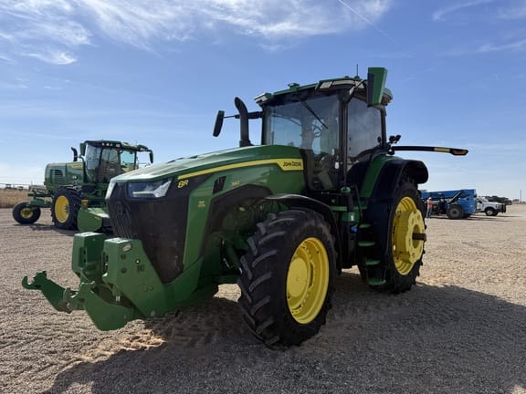2022 John Deere 8R 340 Equipment Image0