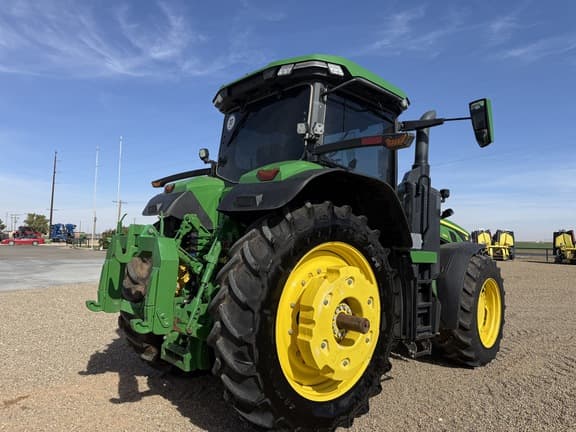 Image of John Deere 8R 340 equipment image 4