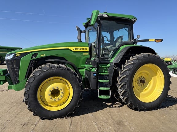 2022 John Deere 8R 340 Equipment Image0