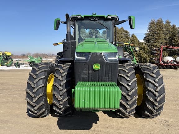 Image of John Deere 8R 340 equipment image 2