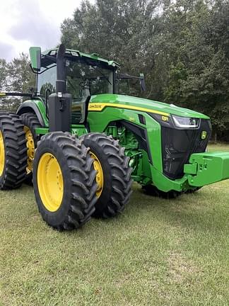 Image of John Deere 8R 340 equipment image 4