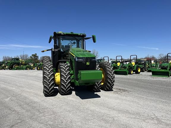 Image of John Deere 8R 340 equipment image 3