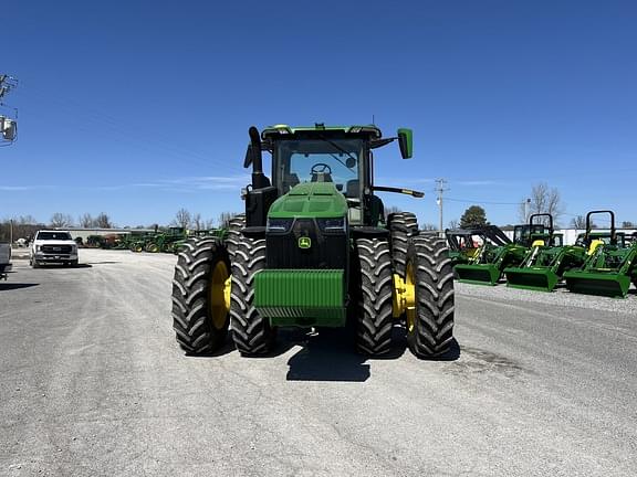 Image of John Deere 8R 340 equipment image 4