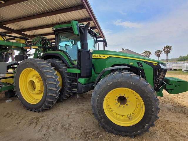 Image of John Deere 8R 340 equipment image 2