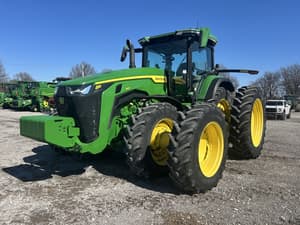 2022 John Deere 8R 340 Image