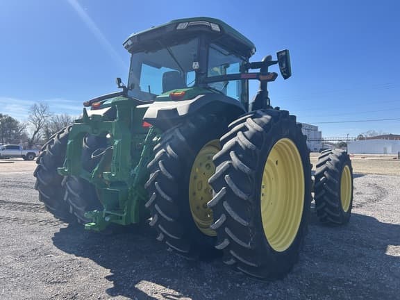 Image of John Deere 8R 340 equipment image 4