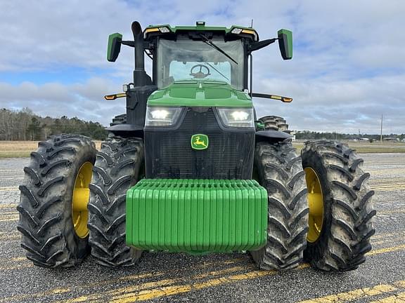 Image of John Deere 8R 340 equipment image 2