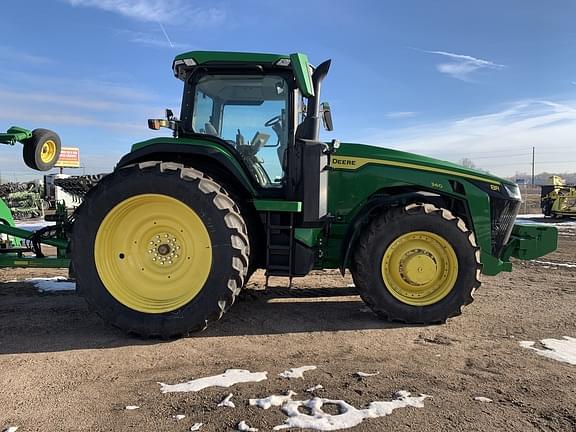 Image of John Deere 8R 340 equipment image 3