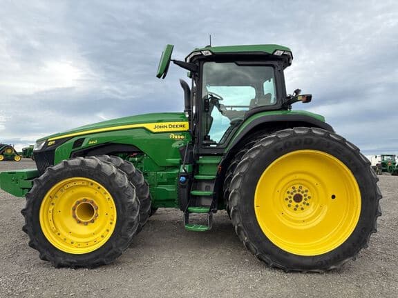 Image of John Deere 8R 340 equipment image 1