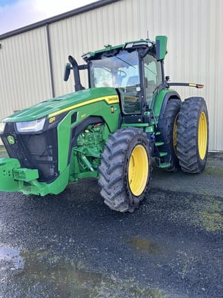 2022 John Deere 8R 340 Equipment Image0