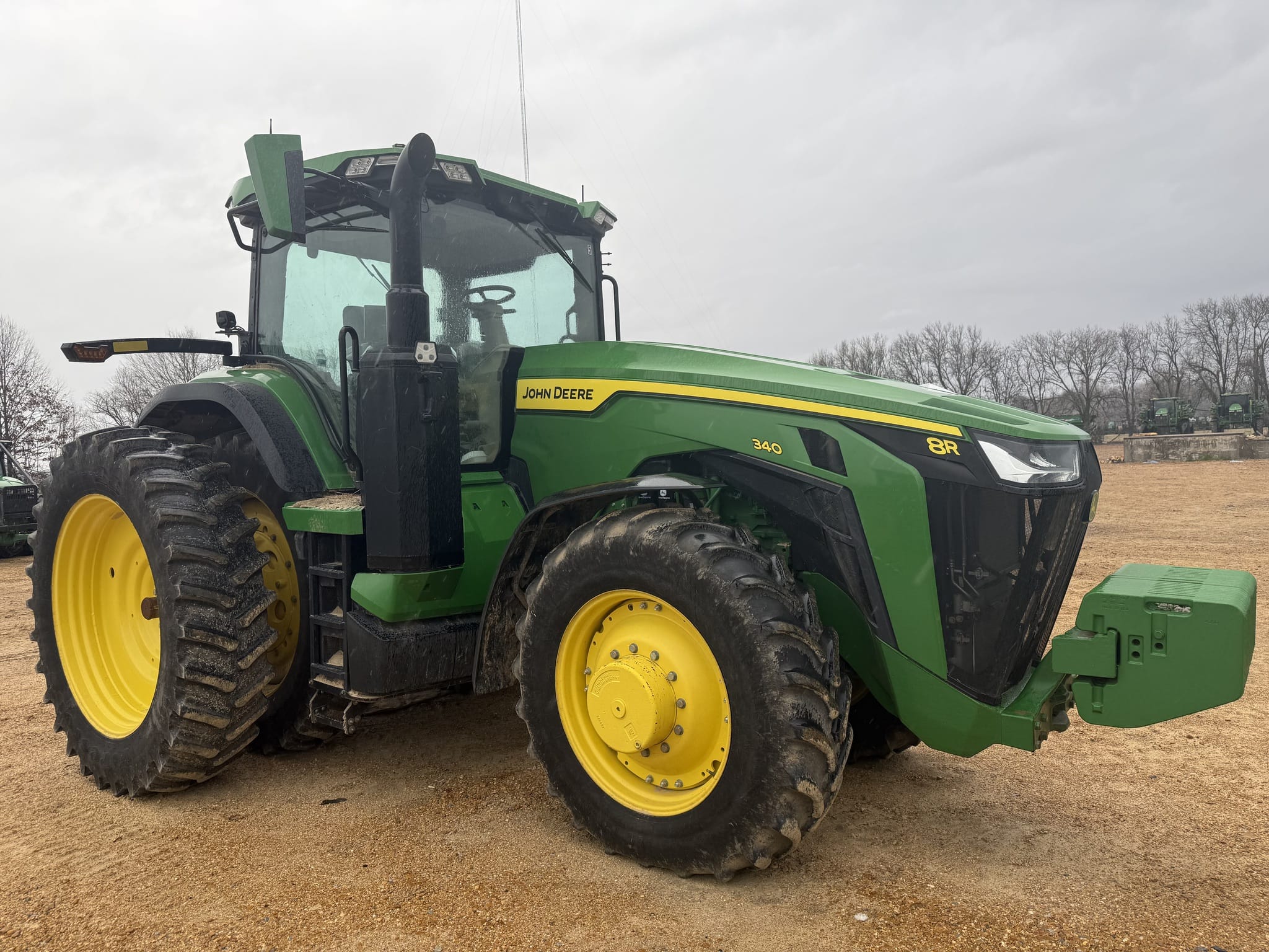 2022 John Deere 8R 340 Equipment Image0