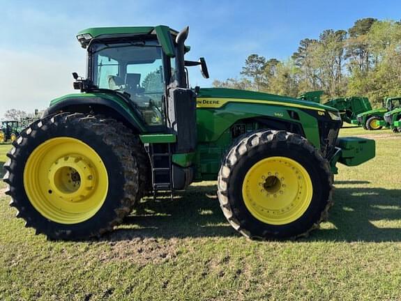 Image of John Deere 8R 340 equipment image 2