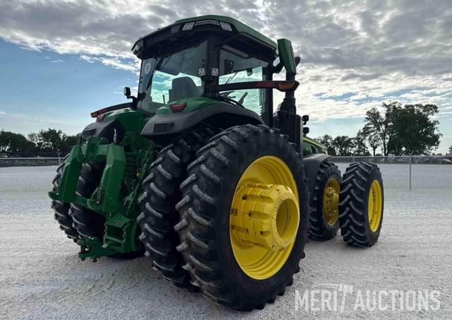 Image of John Deere 8R 340 equipment image 4