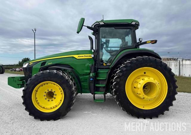 Image of John Deere 8R 340 equipment image 1