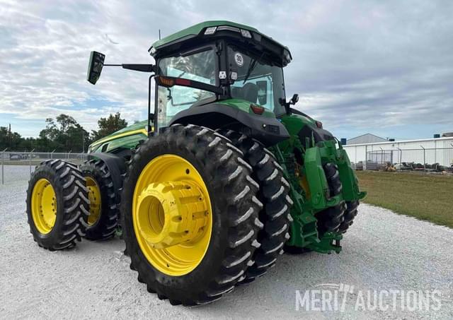 Image of John Deere 8R 340 equipment image 2
