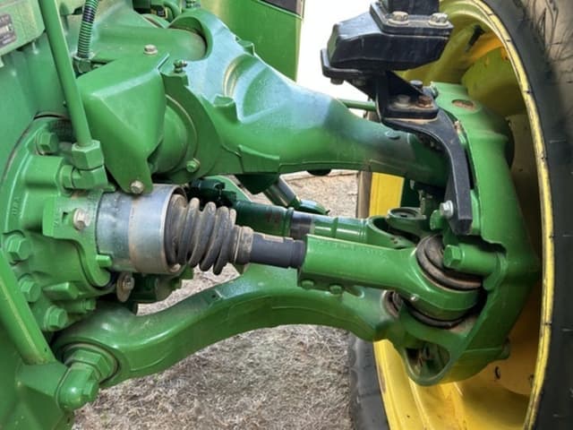 Image of John Deere 8R 370 equipment image 2