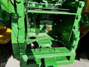 Main image John Deere 8R 370 21