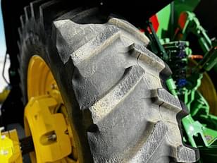 Main image John Deere 8R 370 23