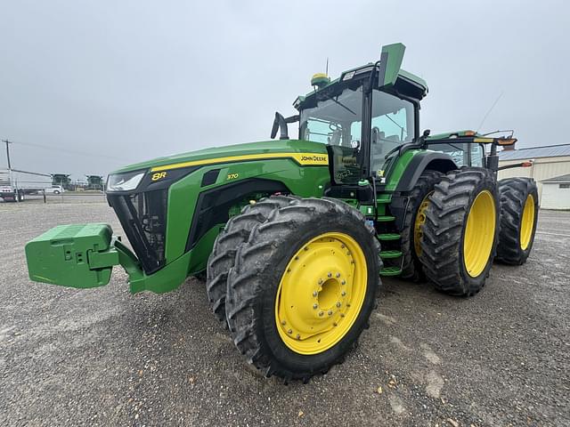 Image of John Deere 8R 370 equipment image 3